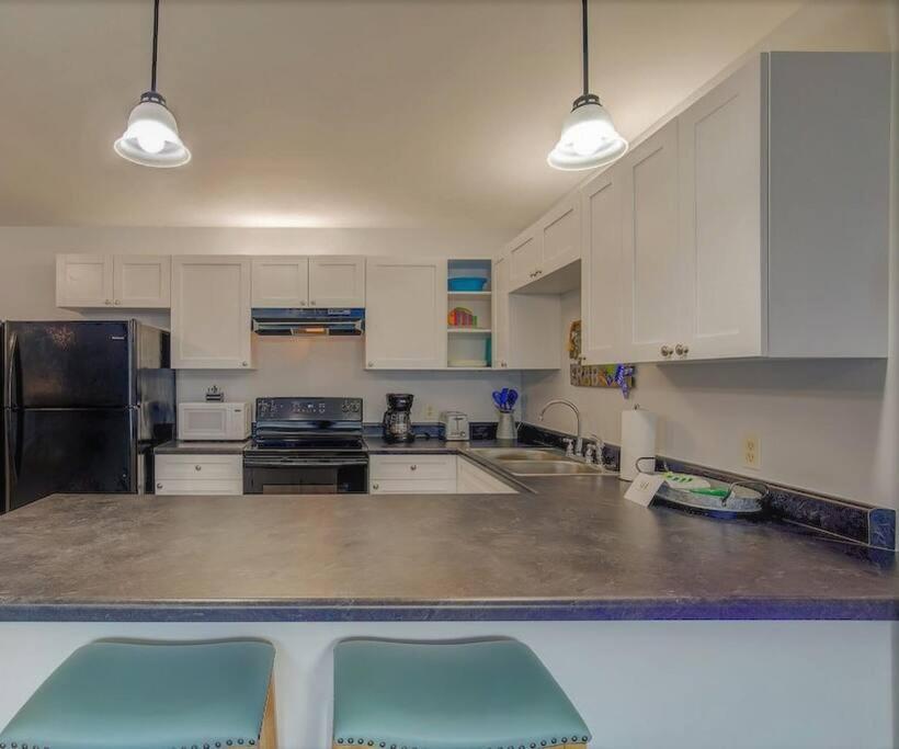 Living The Dream 2 Bedroom Ocean View Cozy Gulf Shores
