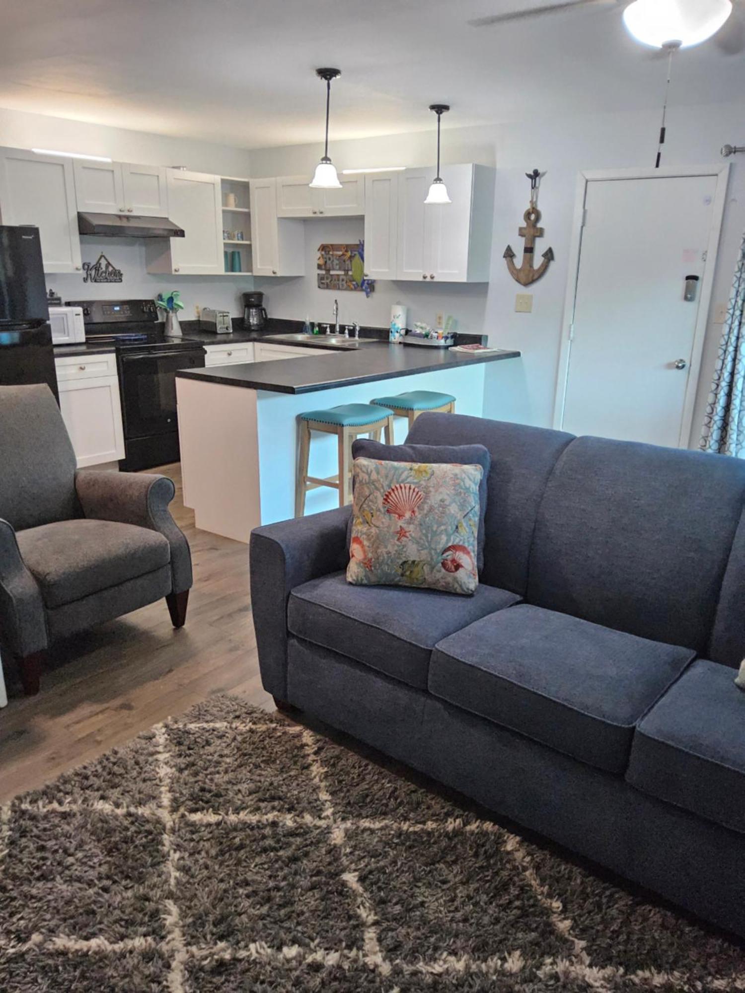 Living The Dream 2 Bedroom Ocean View Cozy *