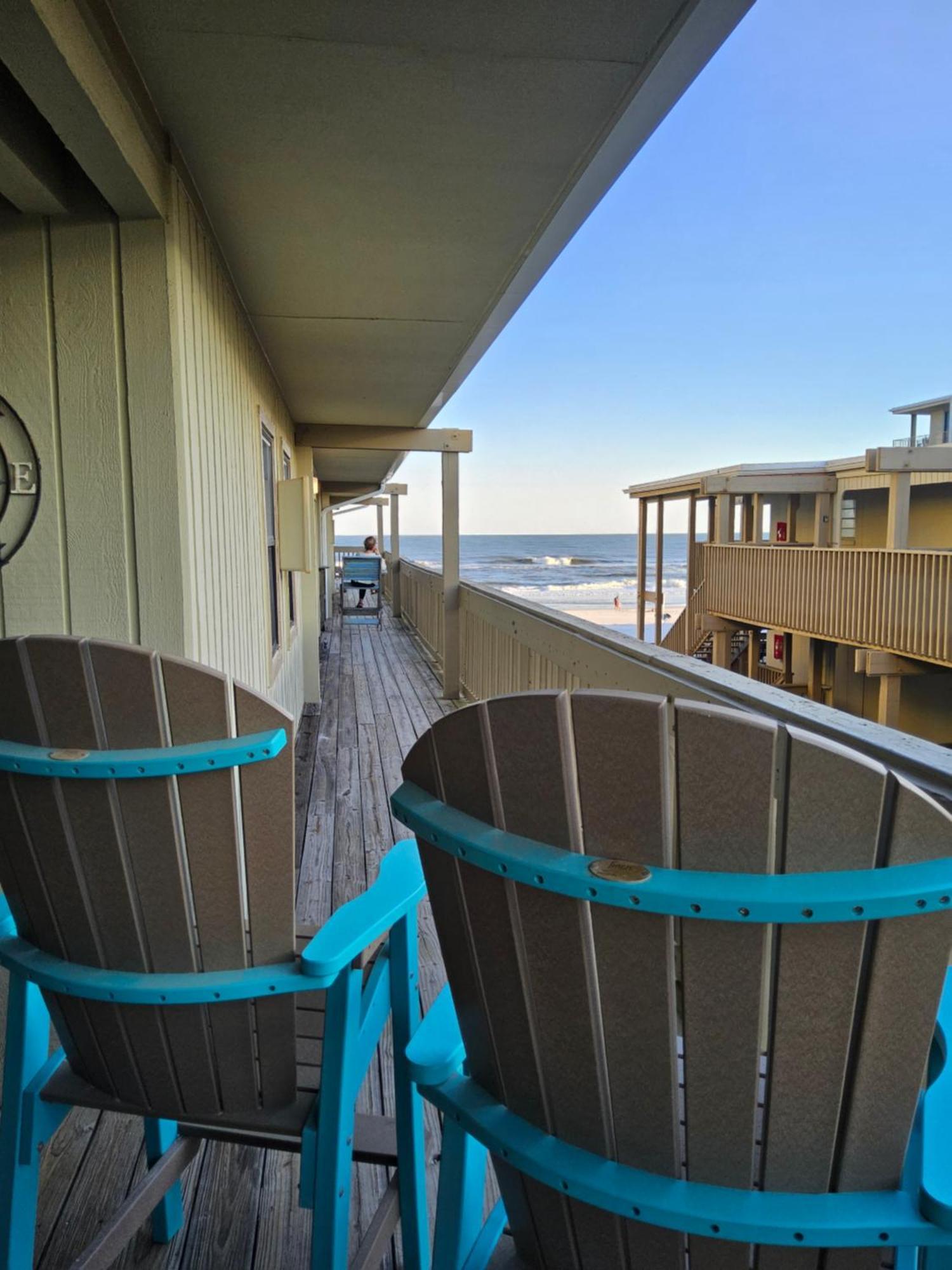 Living The Dream 2 Bedroom Ocean View Cozy Gulf Shores